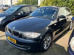 BMW 1-serie - 116i Corporate 263.000km BJ 04-2009