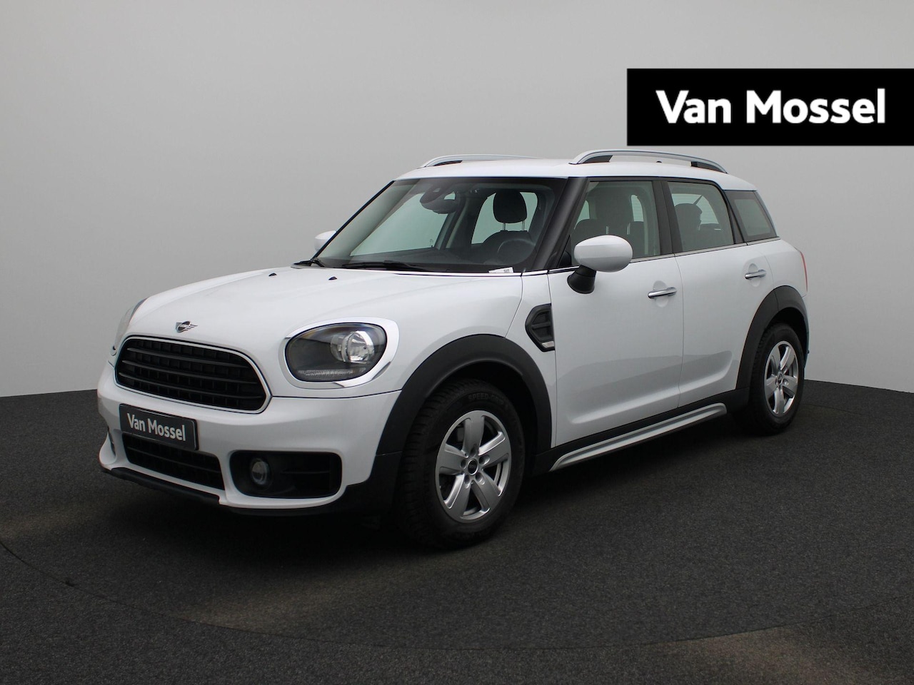 MINI Countryman - Mini 1.5 One | Navigatie | Climate Control | Parkeersensoren | - AutoWereld.nl