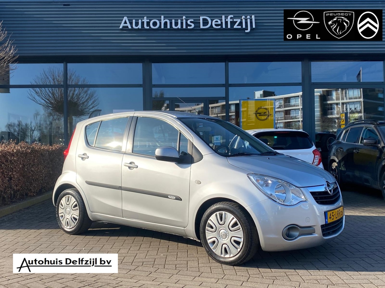 Opel Agila - 1.2 16V Edition AUTOMAAT - AutoWereld.nl