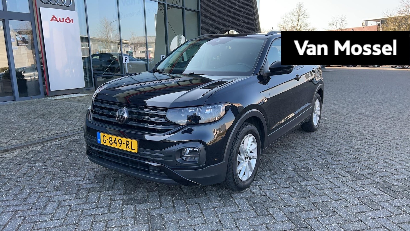 Volkswagen T-Cross - 1.0 TSI Life 95 PK | Achteruitrijcamera | Navigatie | Dodehoeksensor | Adaptive Cruise Con - AutoWereld.nl