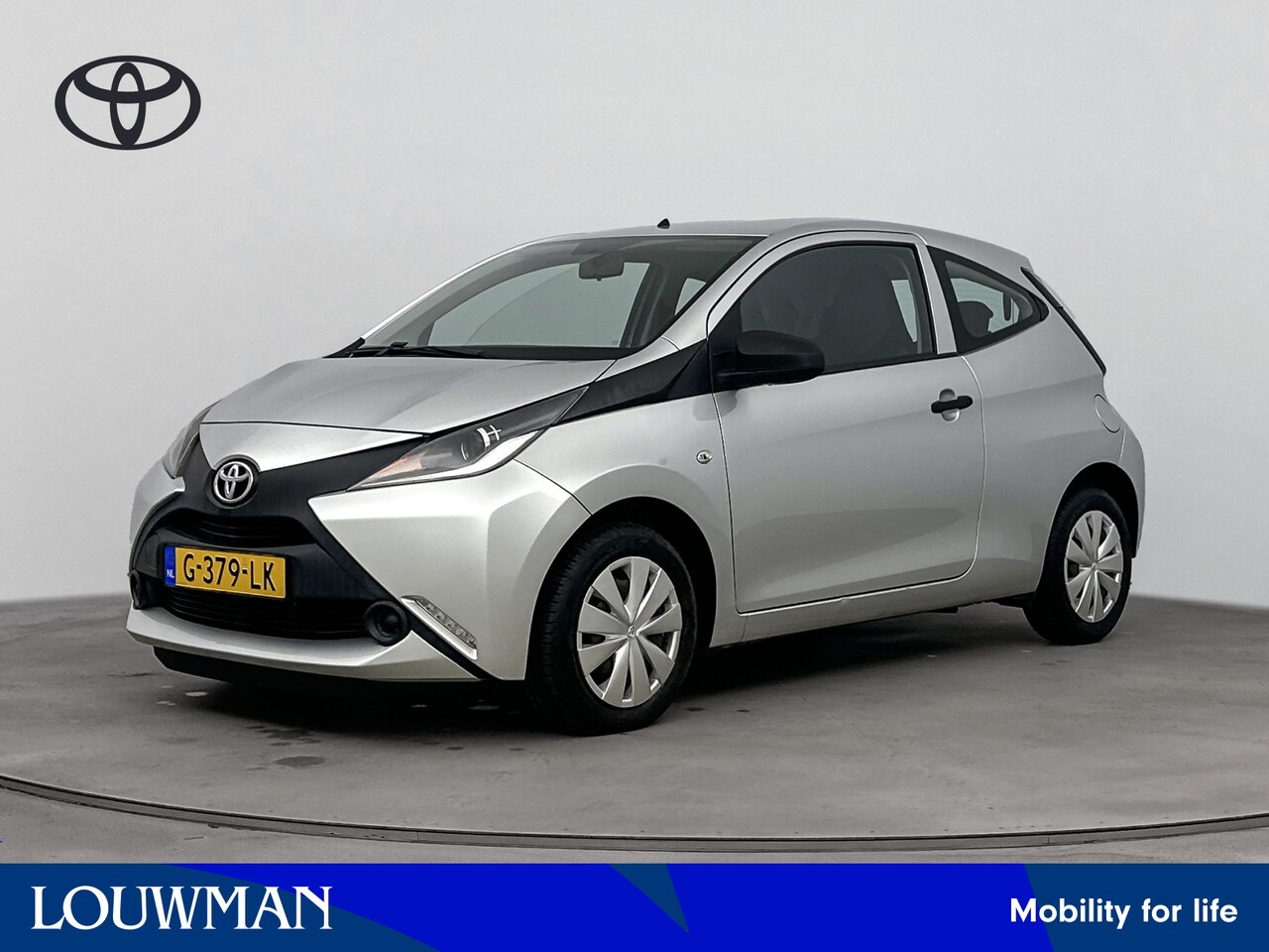 Toyota Aygo - 1.0 VVT-i x-now Limited | Airco | Gereserveerd Raymond Kaal Louwman Amsterdam - AutoWereld.nl