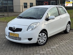 Toyota Yaris - 1.3 VVTi Sol