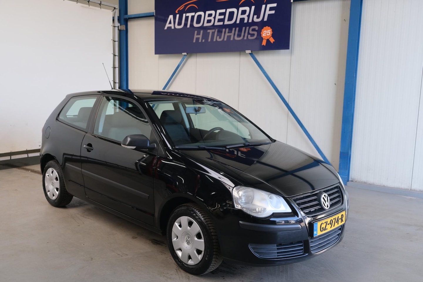 Volkswagen Polo - 1.2 - Airco, PDC. - AutoWereld.nl