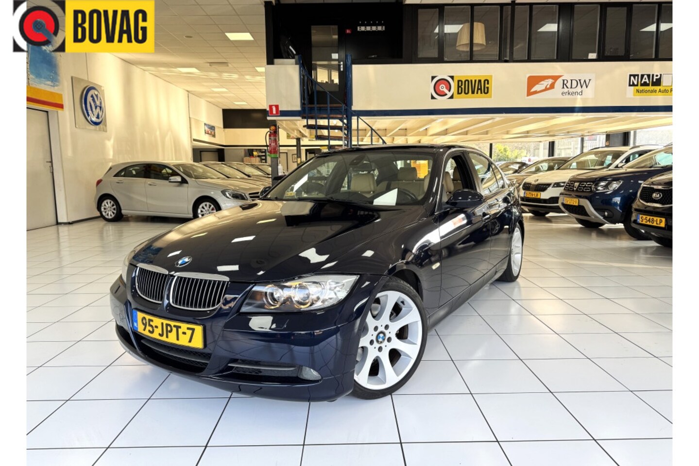 BMW 3-serie - 325i High Executive Bovag Garantie - AutoWereld.nl