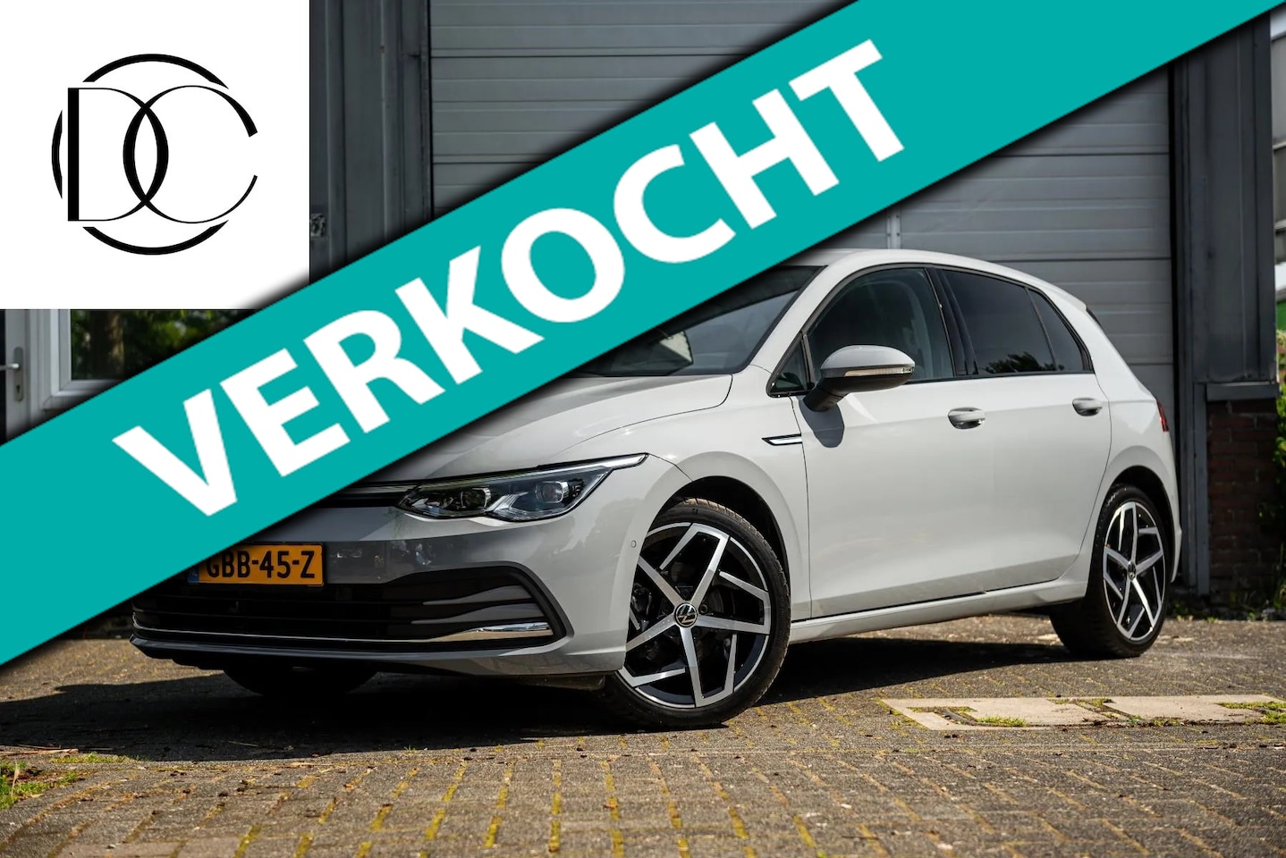 Volkswagen Golf - 1.5 eTSI / Heads up / IQ Lights / Harman Kardon - AutoWereld.nl