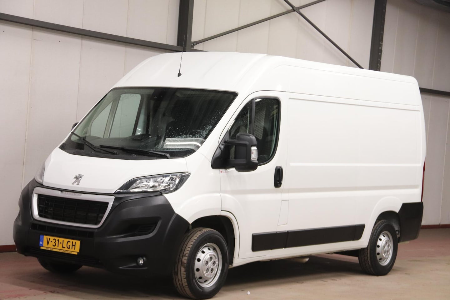 Peugeot Boxer - 2.2 BlueHDi L2H2 AIRCO CRUISE CONTOL EURO 6 - AutoWereld.nl