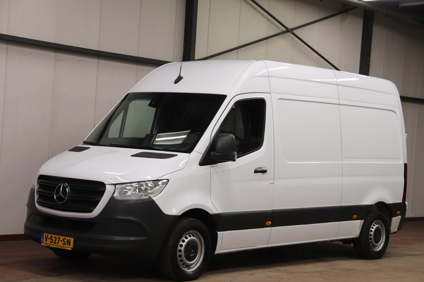 Mercedes-Benz Sprinter - 314 2.2 CDI L2H2 Financial lease 295 euro P/M Mercedes-Benz Sprinter 314 2.2 CDI L2H2 EURO - AutoWereld.nl