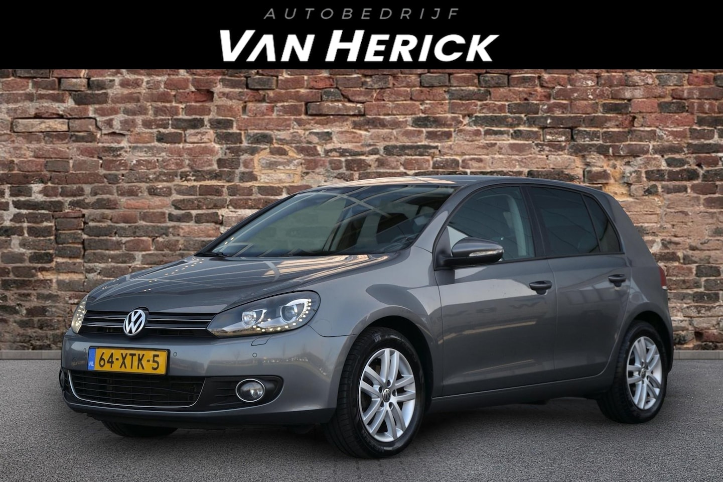 Volkswagen Golf - 1.2 TSI Highline BlueMotion | Cruise | Xenon | Nette staat - AutoWereld.nl