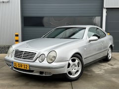 Mercedes-Benz CLK-klasse Coupé - 200 2.0 AUT / CRUISE / AIRCO / NAP