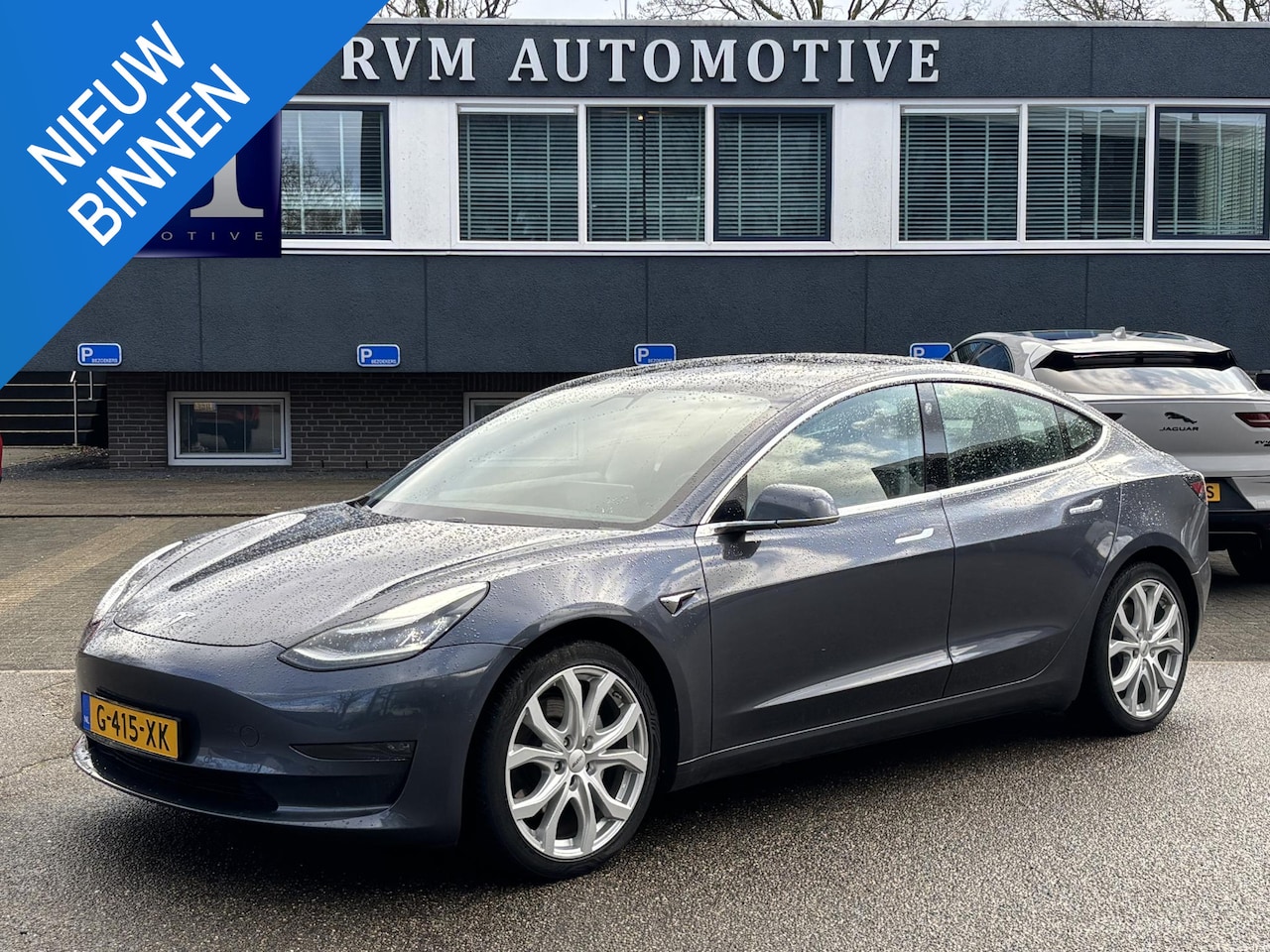 Tesla Model 3 - Long Range RWD Long Range AWD 75 kWh ORIG. NL. NAP KM. | AUTOPILOT | RIJKLAAR INCL. 12 MND. BOVAGGARANTIE - AutoWereld.nl