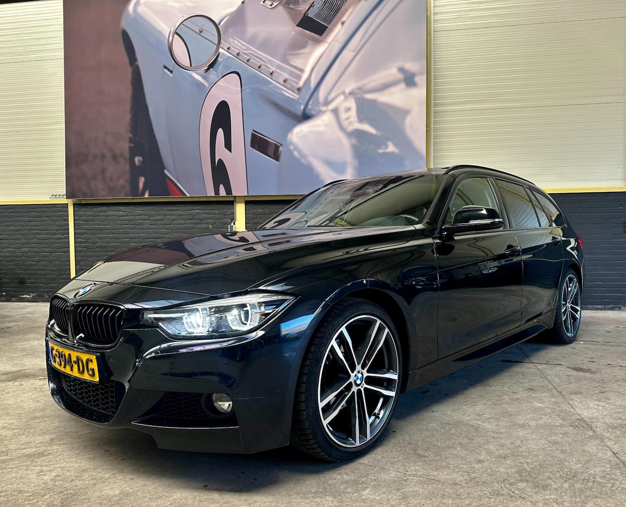 BMW 3-serie Touring - 318iA M Sport|Pano|19inch|Leder| Trekhaak| - AutoWereld.nl