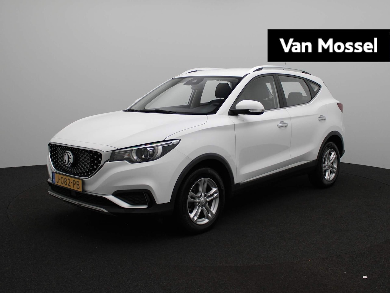 MG ZS - EV Comfort 45 kWh | Navi | Adaptive Cruise Control | Parkeersensoren | Apple CarPlay | - AutoWereld.nl