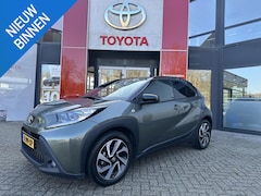 Toyota Aygo X - PULSE 17"LMV+ALL-SEASON STOELVERW. AD-CRUISE APPLE/ANDROID PRIVACY-GLASS