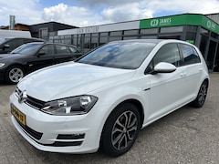 Volkswagen Golf - 1.2 TSI Business Edition Connect