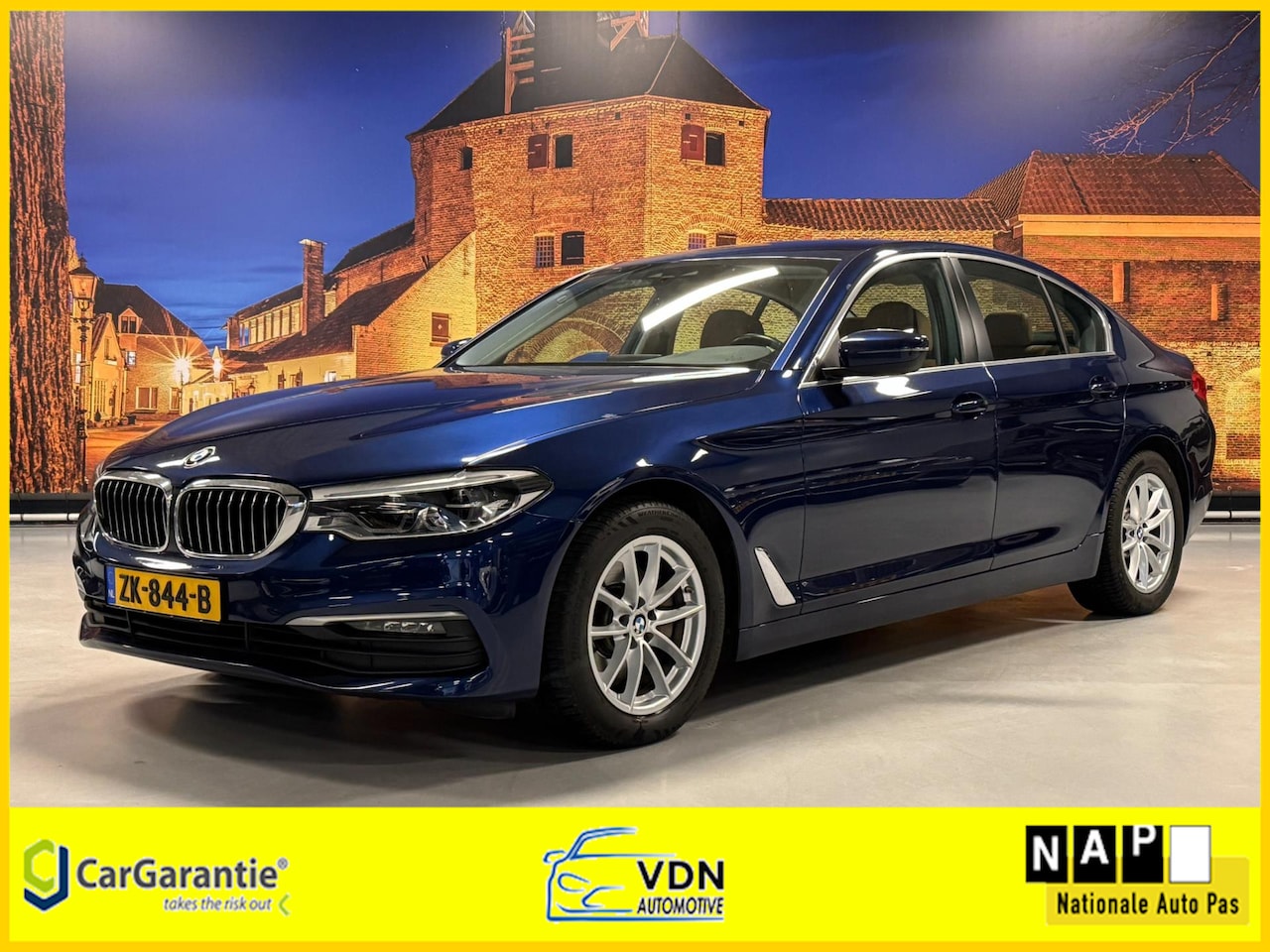 BMW 5-serie - 520i High Executive Automaat Leer Camera LED - AutoWereld.nl