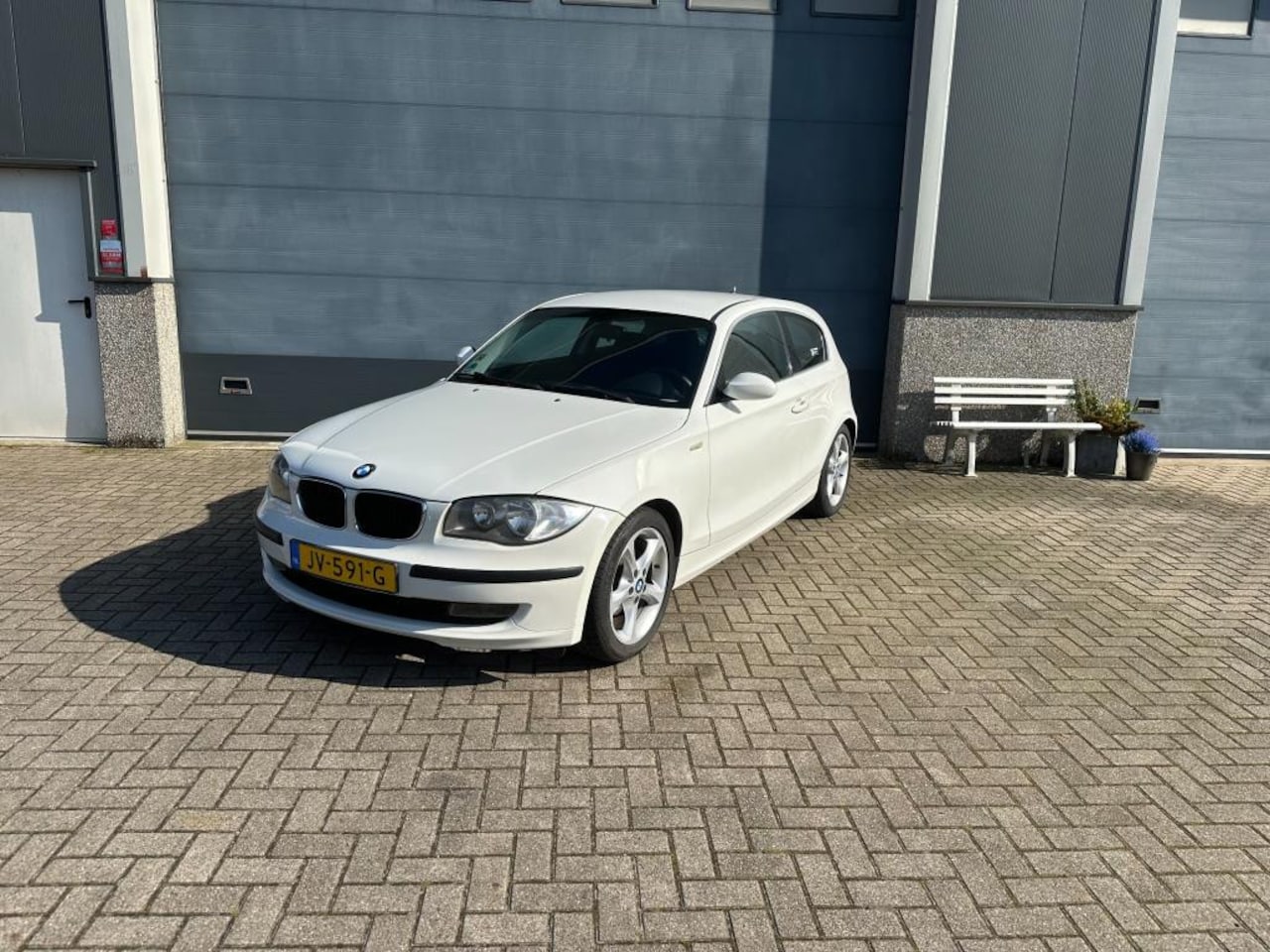 BMW 1-serie - 118d High Executive 118d High Executive - AutoWereld.nl