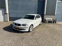 BMW 1-serie - 118d High Executive