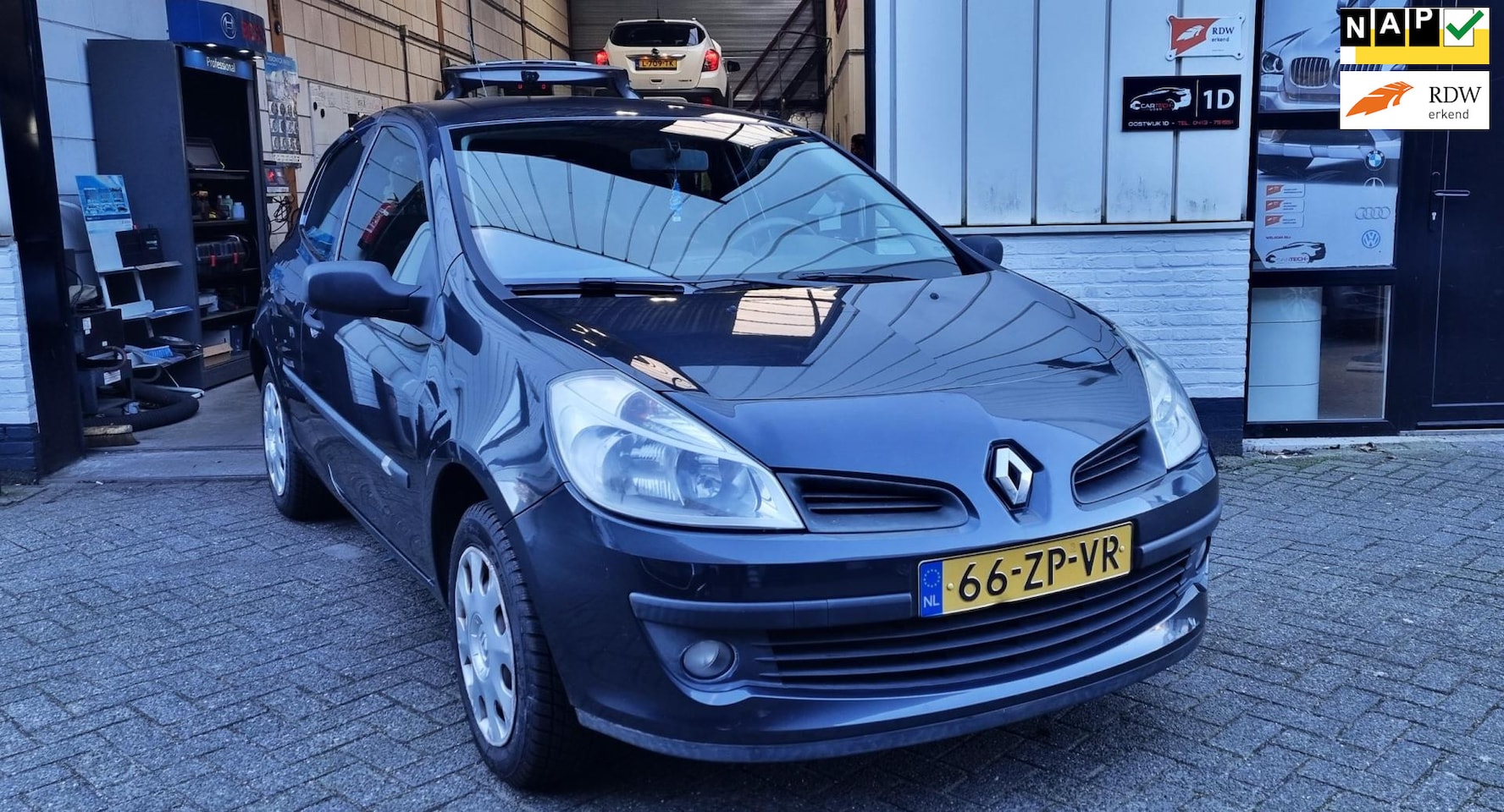 Renault Clio - 1.2-16V Special Line Nieuwe APK + Motor - AutoWereld.nl