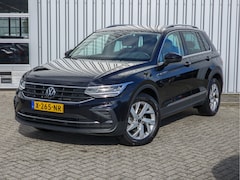 Volkswagen Tiguan - 1.5 TSI 150pk Life DSG/Automaat | Cruise control adaptief | Achteruitrijcamera | Voorstoel