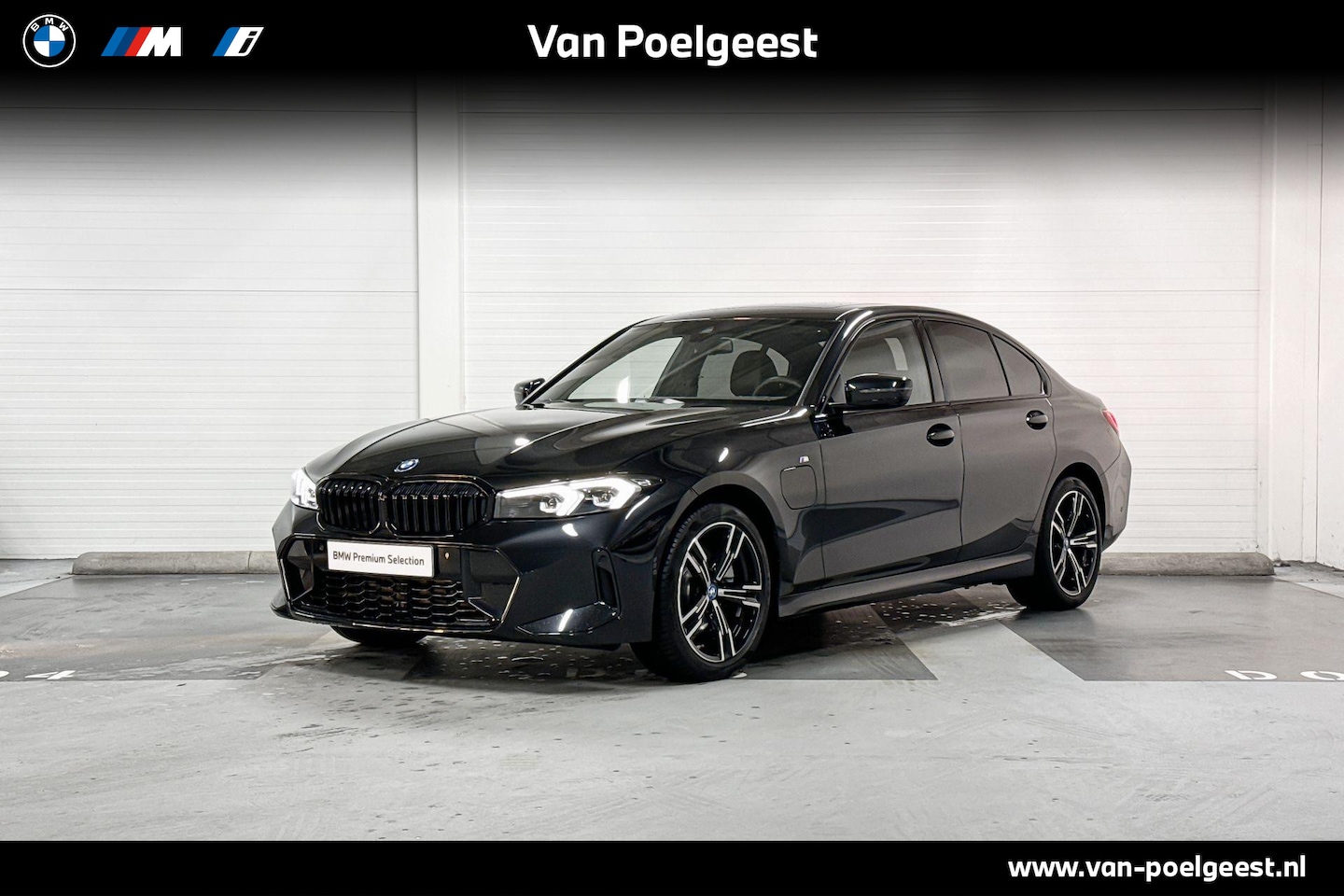 BMW 3-serie - Sedan 320e | M-Sport | Travel Pack | Schuif/-kanteldak | Trekhaak - AutoWereld.nl