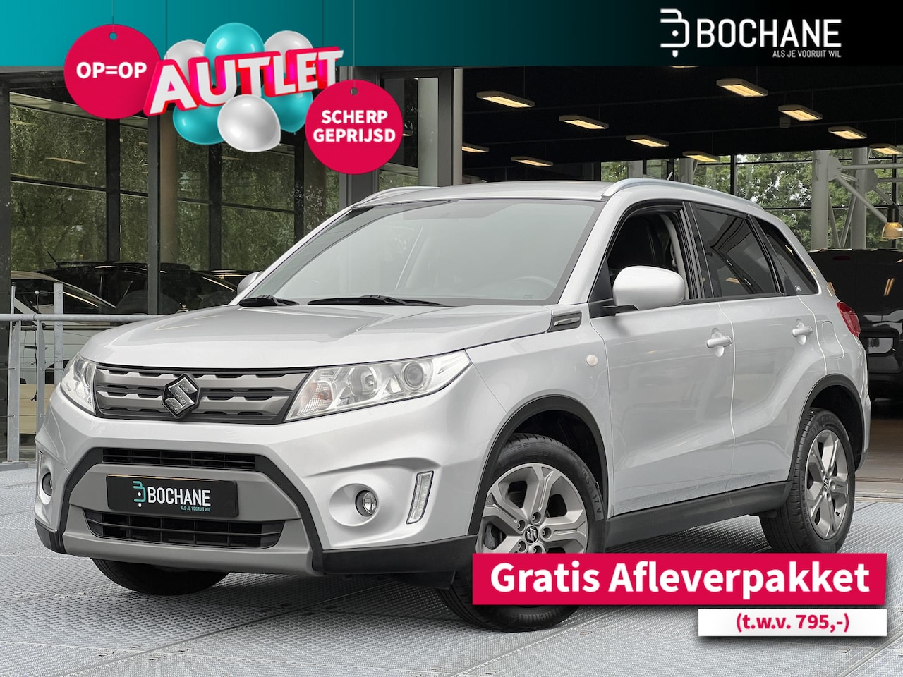 Suzuki Vitara - 1.6 Exclusive Automaat | Afneembare trekhaak | Navigatie | Achteruitrijcamera - AutoWereld.nl