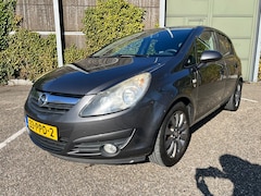 Opel Corsa - 1.4-16V '111' Edition AIRCO | APPLE CARPLAY | 5 DEURS