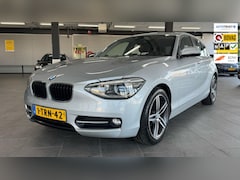 BMW 1-serie - 116d Executive 5-deurs Clima lm-velgen elect-pakket xenon parkeersensoren navigatie start