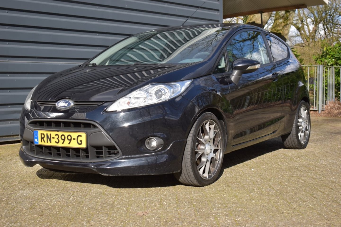 Ford Fiesta - 1.6 SPORT!!!BJ 2011!!AIRCO!!17ICH LMV!!3894 EURO!! - AutoWereld.nl