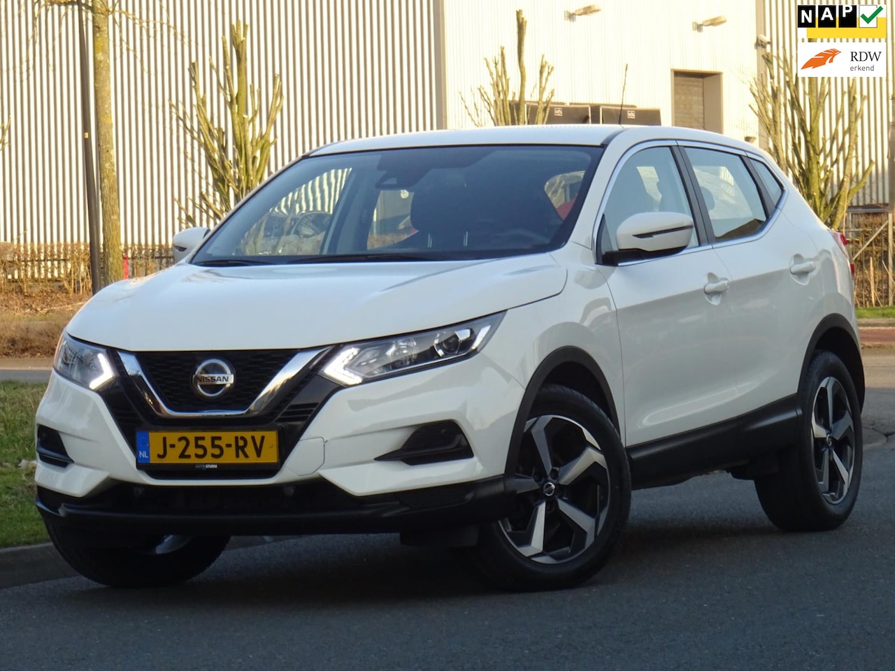 Nissan Qashqai - 1.3 DIG-T Visia NL-AUTO 87DKM/NAP/PDC/NW APK - AutoWereld.nl