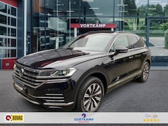 Volkswagen Touareg - 3.0 TSI ELEGANCE 4MOTION EHYBRID LEDER/PANO-DAK/TREKHAAK/ACC/CAM