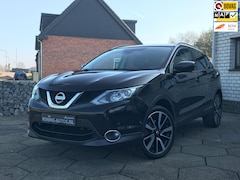 Nissan Qashqai - 1.6 Tekna Full Option en 100% dealer onderhouden