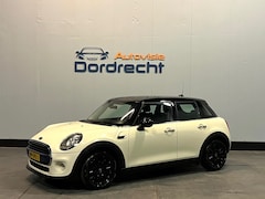 MINI Cooper - 1.5 Business|1e Eigenaar|Navi|PDC|Head-Up|Lage km|Dealer Onderhouden