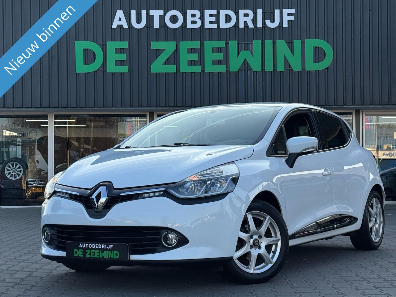 Renault Clio - 0.9 TCe Expression|navigatie|Rijklaar - AutoWereld.nl