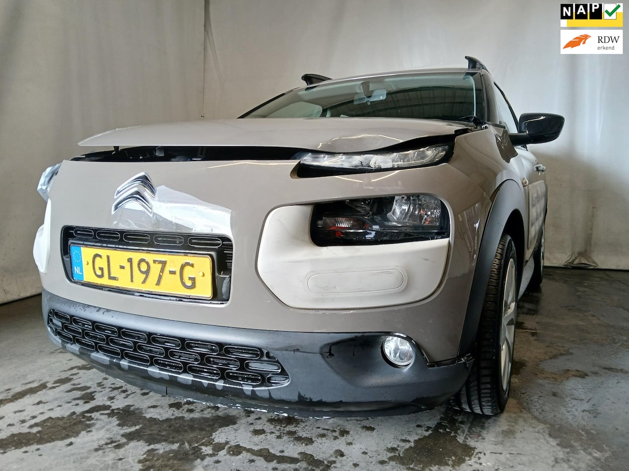 Citroën C4 Cactus - 1.2 PureTech Feel - Frontschade - AutoWereld.nl