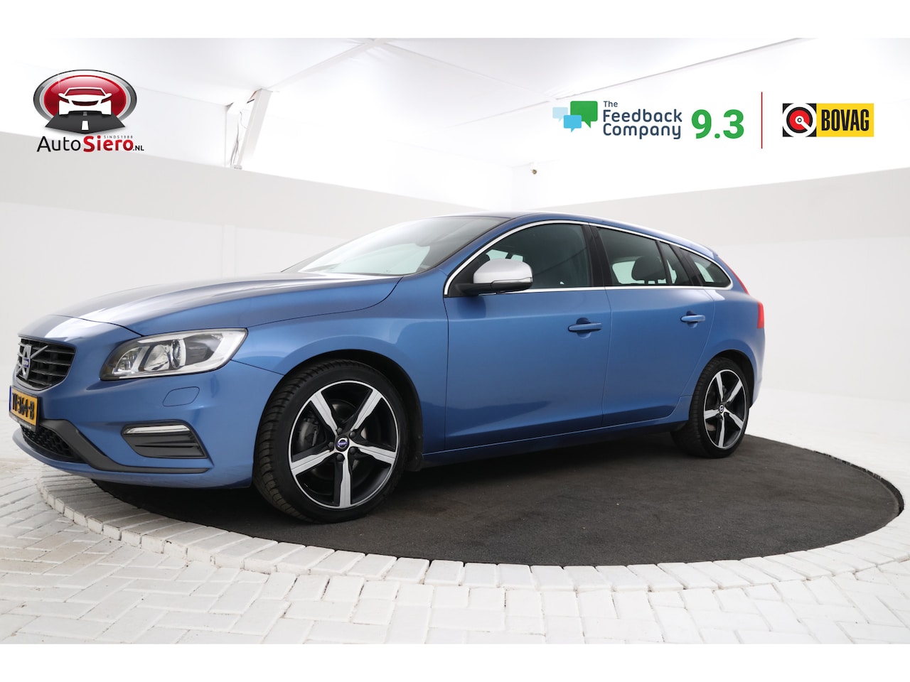 Volvo V60 - 2.0 T4 R-Design 190Pk Automaat, Navigatie, Trekhaak, Climate, - AutoWereld.nl