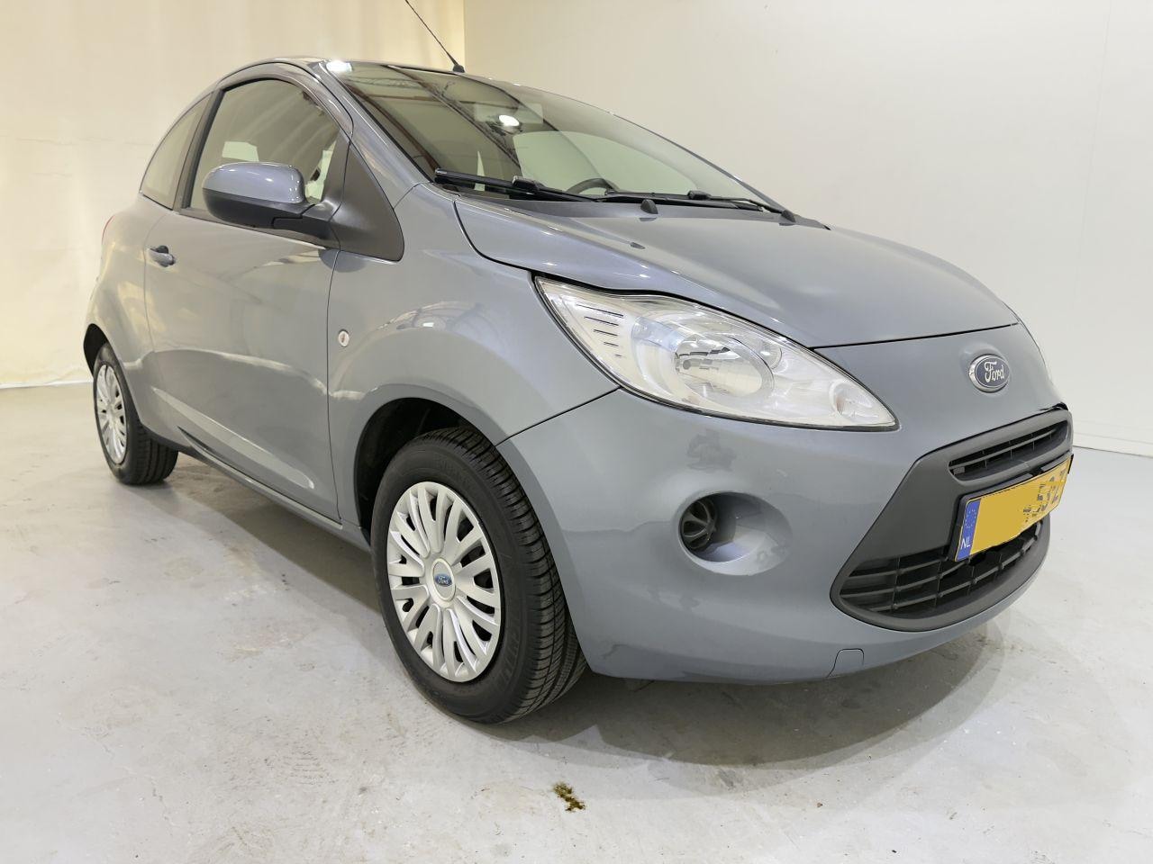 Ford Ka - 1.2 Style airco/NAP - AutoWereld.nl