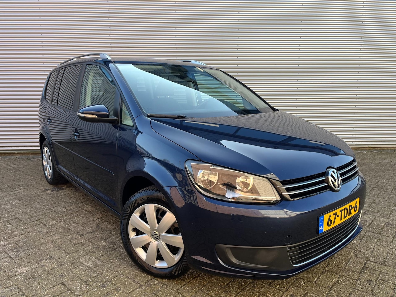 Volkswagen Touran - 1.2 TSI Comfortline BlueMotion|Airco|Cruise|Navi|Trekhaak|2e eigenaar| - AutoWereld.nl