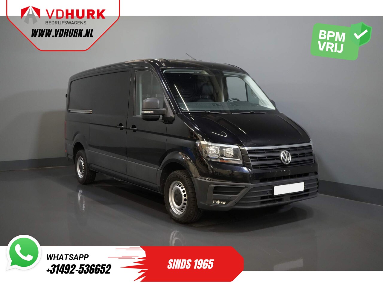 Volkswagen Crafter - 35 2.0 TDI 140 pk DSG Aut. L3H2 BPM VRIJ! Navi/ Carplay/ PDC/ Cruise/ Trekhaak/ Airco - AutoWereld.nl