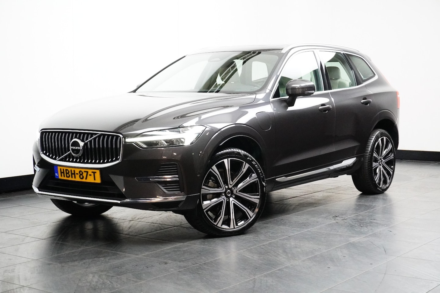 Volvo XC60 - 2.0 T6 Plug-in hybrid AWD Ultimate Bright Volvo XC60 T6 Plug-in hybrid AWD Ultimate Bright - AutoWereld.nl