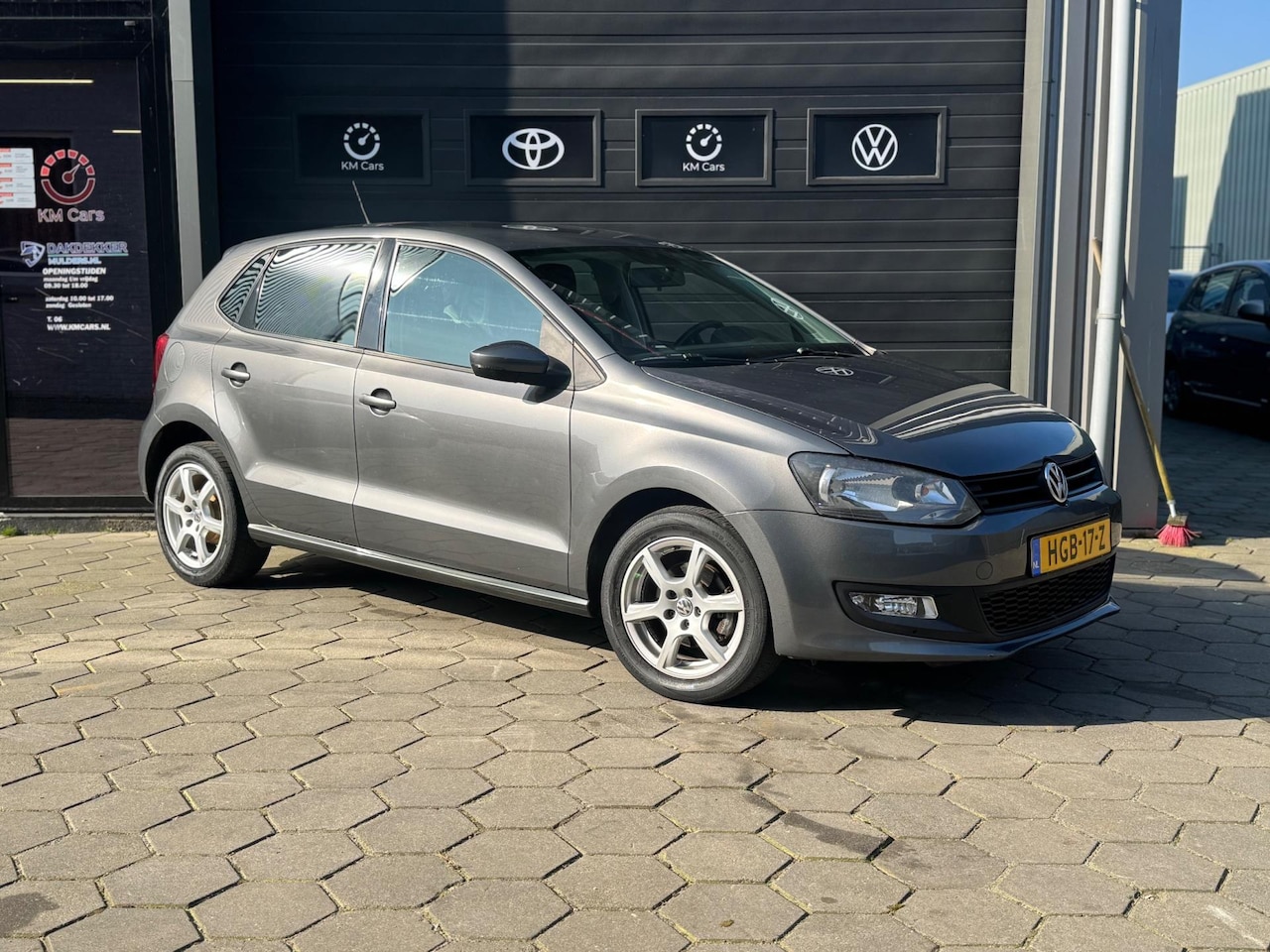 Volkswagen Polo - 1.4-16V Trendline - Lage km - NAVI - Airco - Sportvelgen - Nw apk - AutoWereld.nl