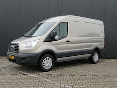 Ford Transit - 350 2.2 TDCI 155pk RWD L2H2 Trend | 2800kg trekgewicht | Navigatie | Trekhaak | Camera | 2