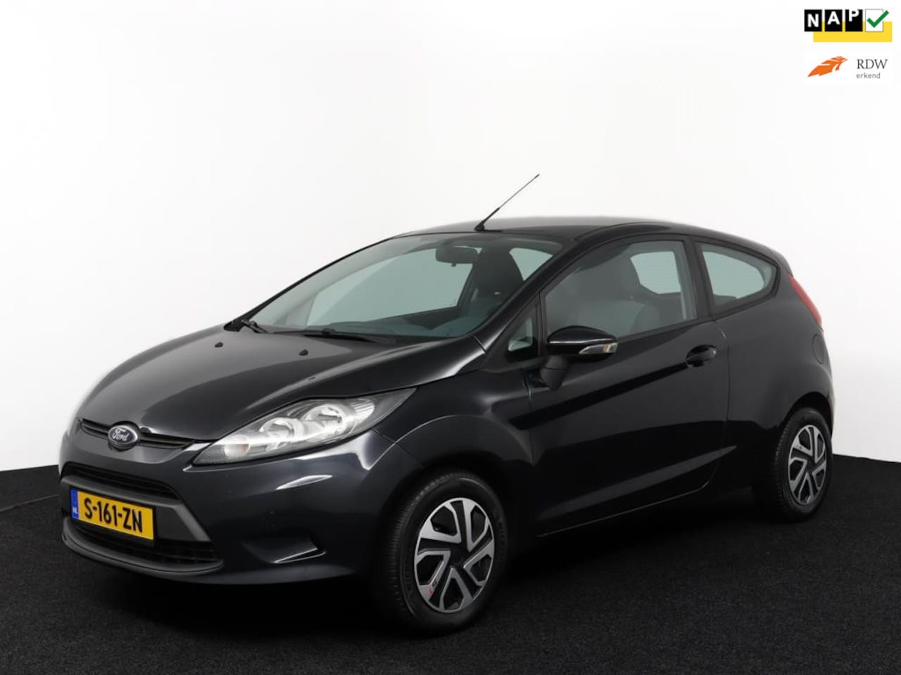 Ford Fiesta - 1.25 LIMITED AIRCO ELEKT-RA ELEKT-SP - AutoWereld.nl