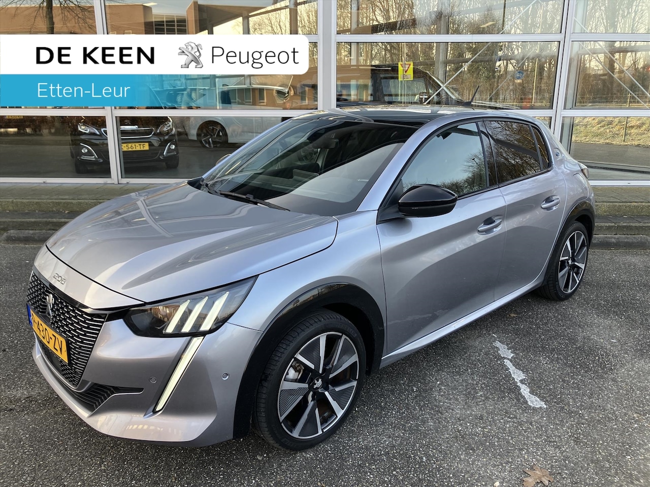 Peugeot e-208 - EV 50kWh 136pk GT Pack I Trekhaak - AutoWereld.nl