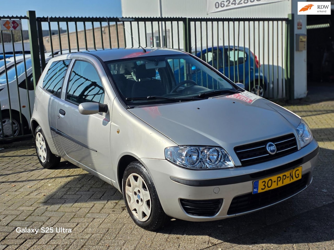 Fiat Punto - 1.2 Dynamic Dualogic Automaat - AutoWereld.nl