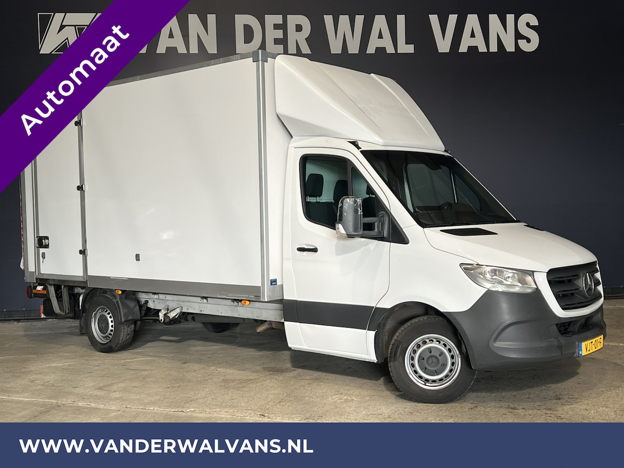 Mercedes-Benz Sprinter - 314 CDI 143pk Automaat Bakwagen Laadklep Zijdeur 1014kg laadvermogen Euro6 Airco | Camera - AutoWereld.nl