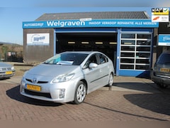 Toyota Prius - 1.8 Comfort hybrid navigatie