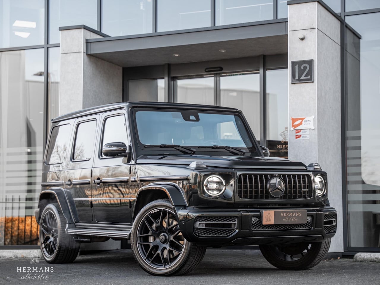 Mercedes-Benz G-klasse - G63 AMG / Pano / Burmester 3D / Massage / Green - AutoWereld.nl