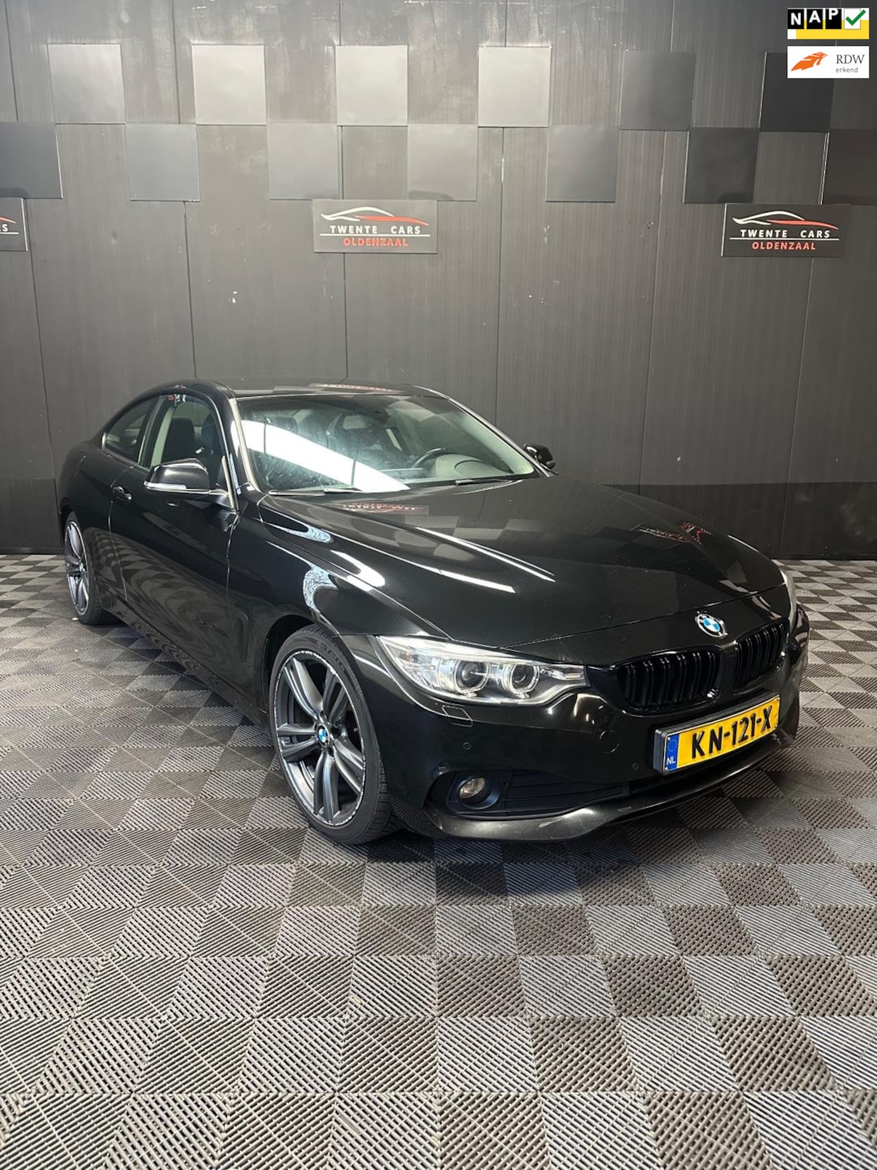 BMW 4-serie Coupé - 420d High Executive | Led | Cruise | Airco | - AutoWereld.nl