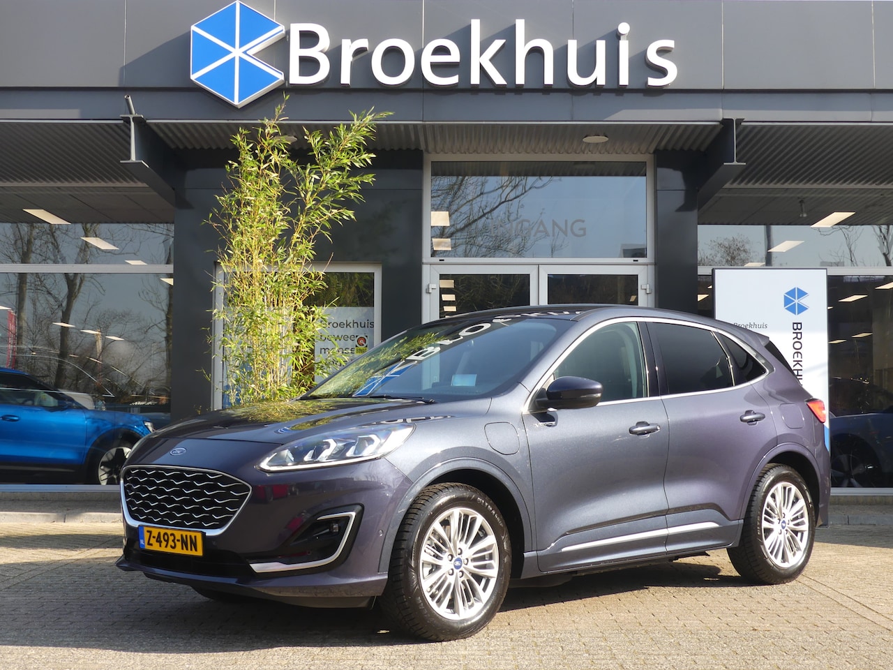 Ford Kuga - 2.5 PHEV 225PK Vignale | HEAD-UP DISPLAY | LEDER | STOELVERWARMING | ELEKTRISCHE ACHTERKLE - AutoWereld.nl