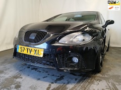 Seat Leon - 2.0 TFSI FR - Pops and Bangs - Linker Frontschade